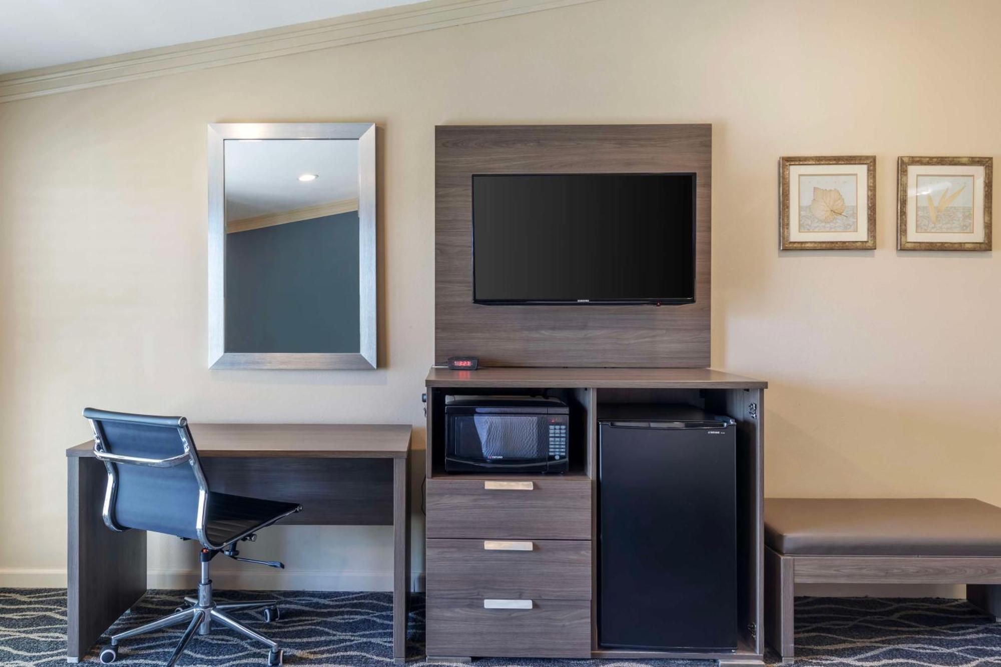 Best Western Plus Hill House Бейкърсфийлд Екстериор снимка